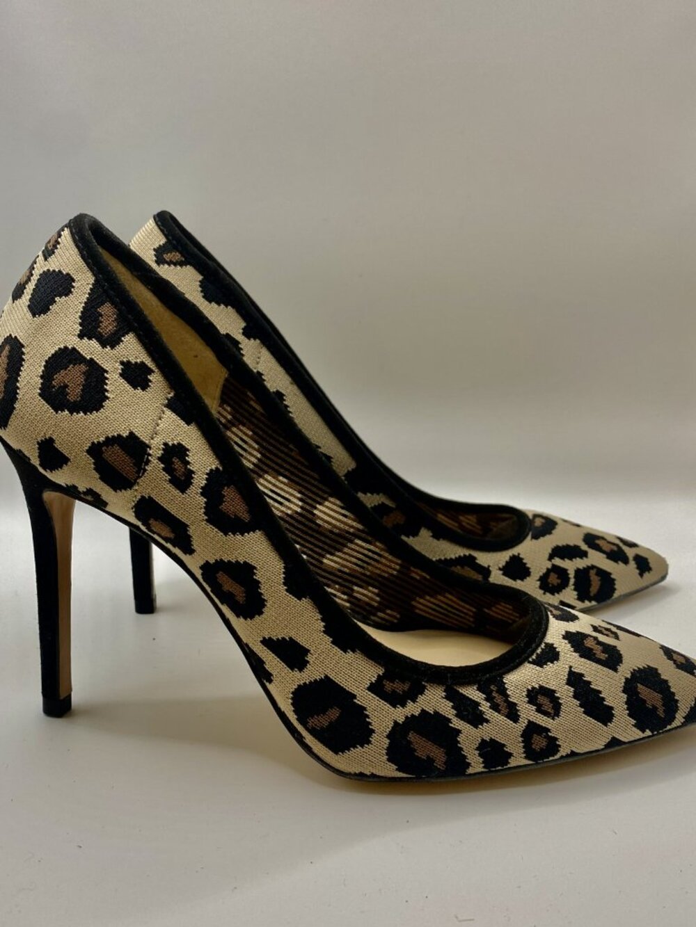 Mix No. 6 Tan and Black Leonard Print Knit Pumps Size 8M